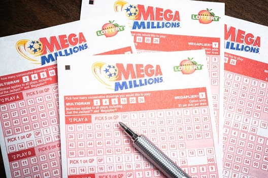 what are the odds of winning mega millions